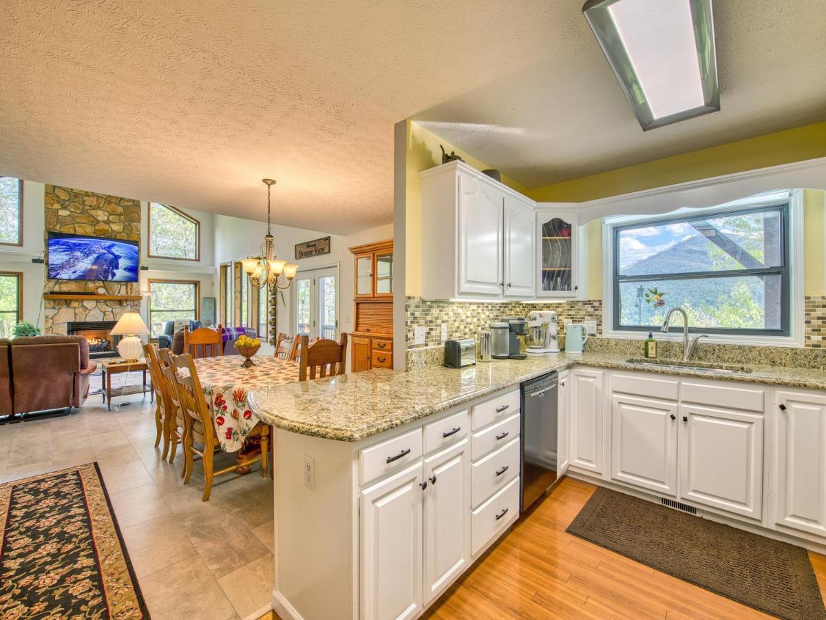 Bonnie View 21 - Amazing Smoky Mountain Retreat With Beautiful Scenic Views! Home Maggie Valley Esterno foto